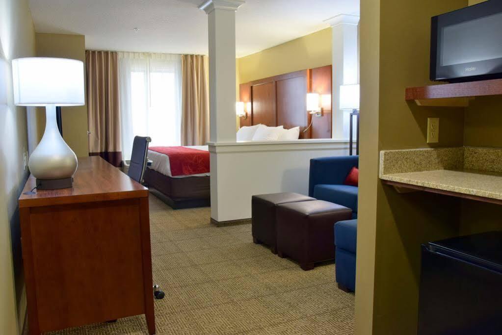 Comfort Suites Dunnellon Near Rainbow Springs Экстерьер фото